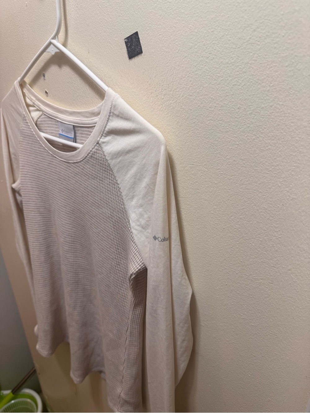 Columbia Cascade Gorge Thermal Crew shirt size small